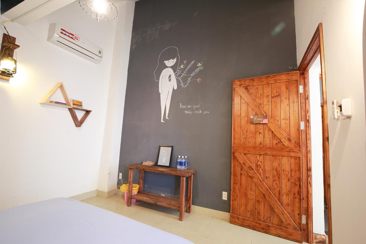 Little Flower Homestay Da Nang Son Tra Bagian luar foto