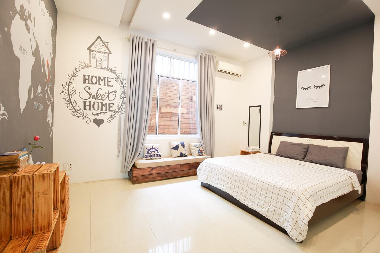 Little Flower Homestay Da Nang Son Tra Bagian luar foto